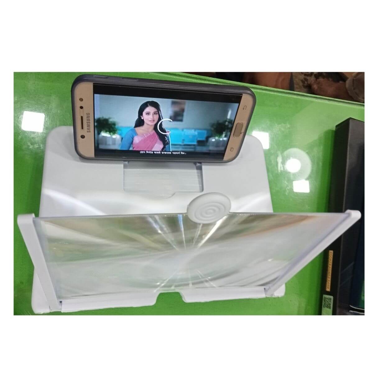 3D Chinese Big Screen Mobile Projector BD